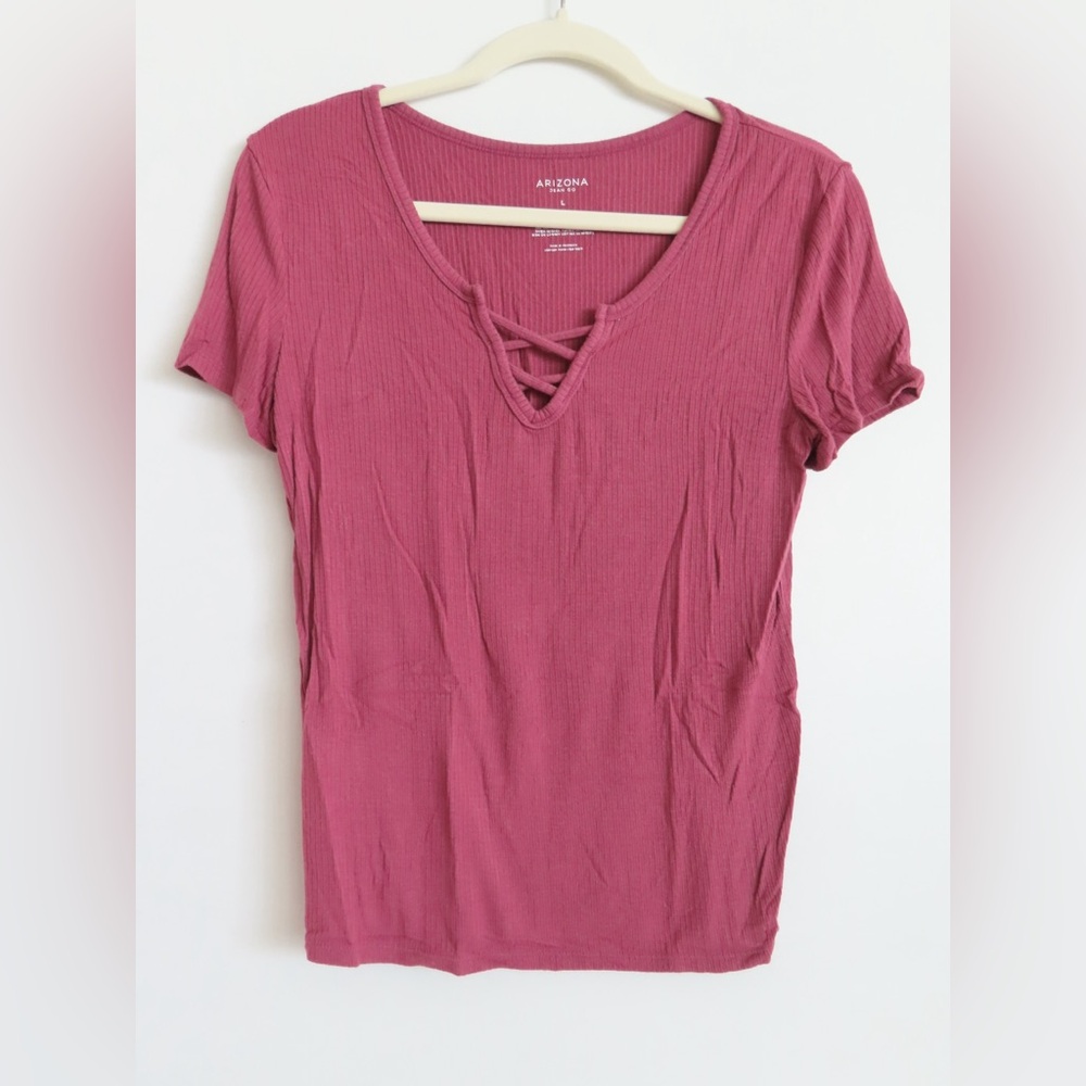 Arizona Jean Company V-Neck Criss Cross Top